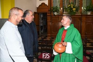 Lomo Magullo le da la bienvenida a su nuevo párroco/Francisco Javier Santana.